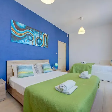 Apartamento St Paul's Bay Penthouse With Views