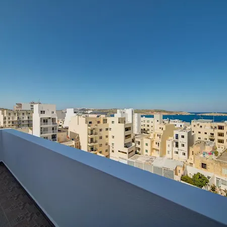 Appartamento St Paul's Bay Penthouse With Views
