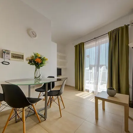 Appartamento St Paul's Bay Penthouse With Views St. Paul's Bay